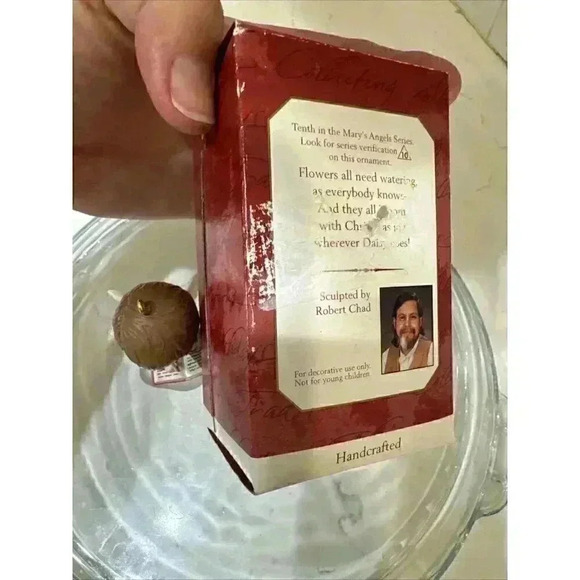 1993 Hallmark Keepsake Christmas Holiday Ornament MARYS ANGELS JOY 6TH IN SERIES - Picture 9 of 9